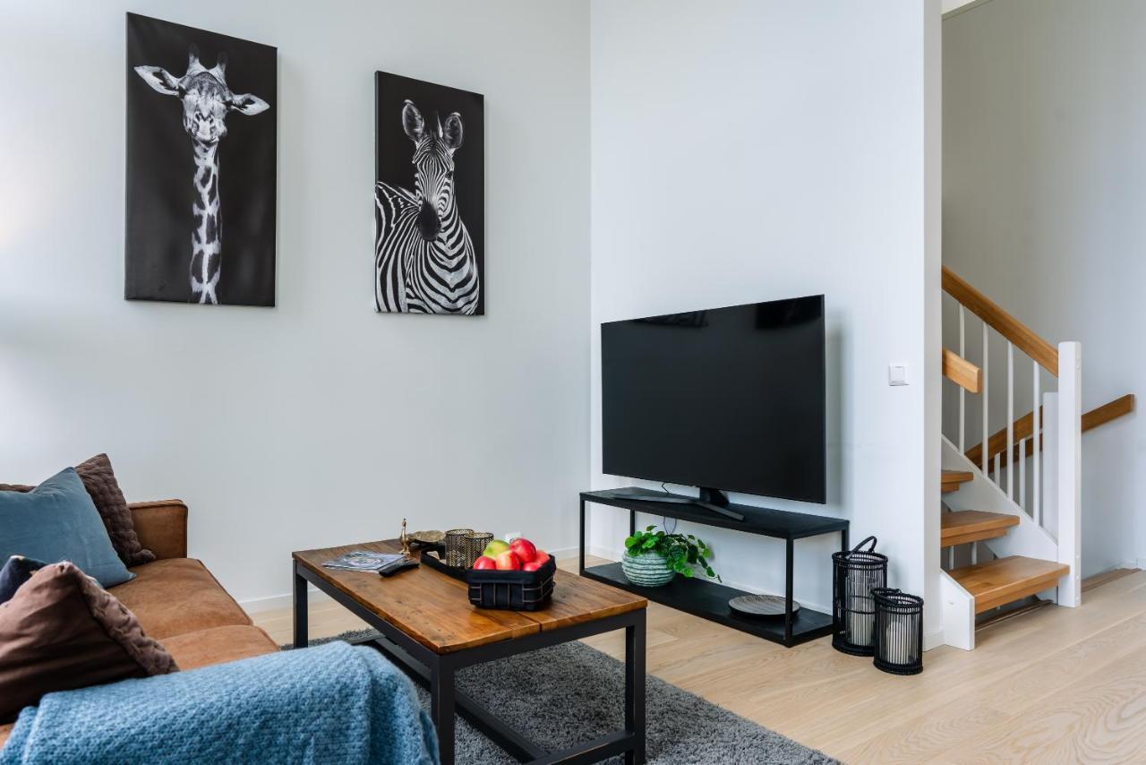 Modern Villas In Plush Town ทรอมโซ ภายนอก รูปภาพ