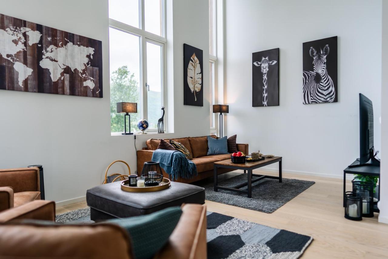 Modern Villas In Plush Town ทรอมโซ ภายนอก รูปภาพ